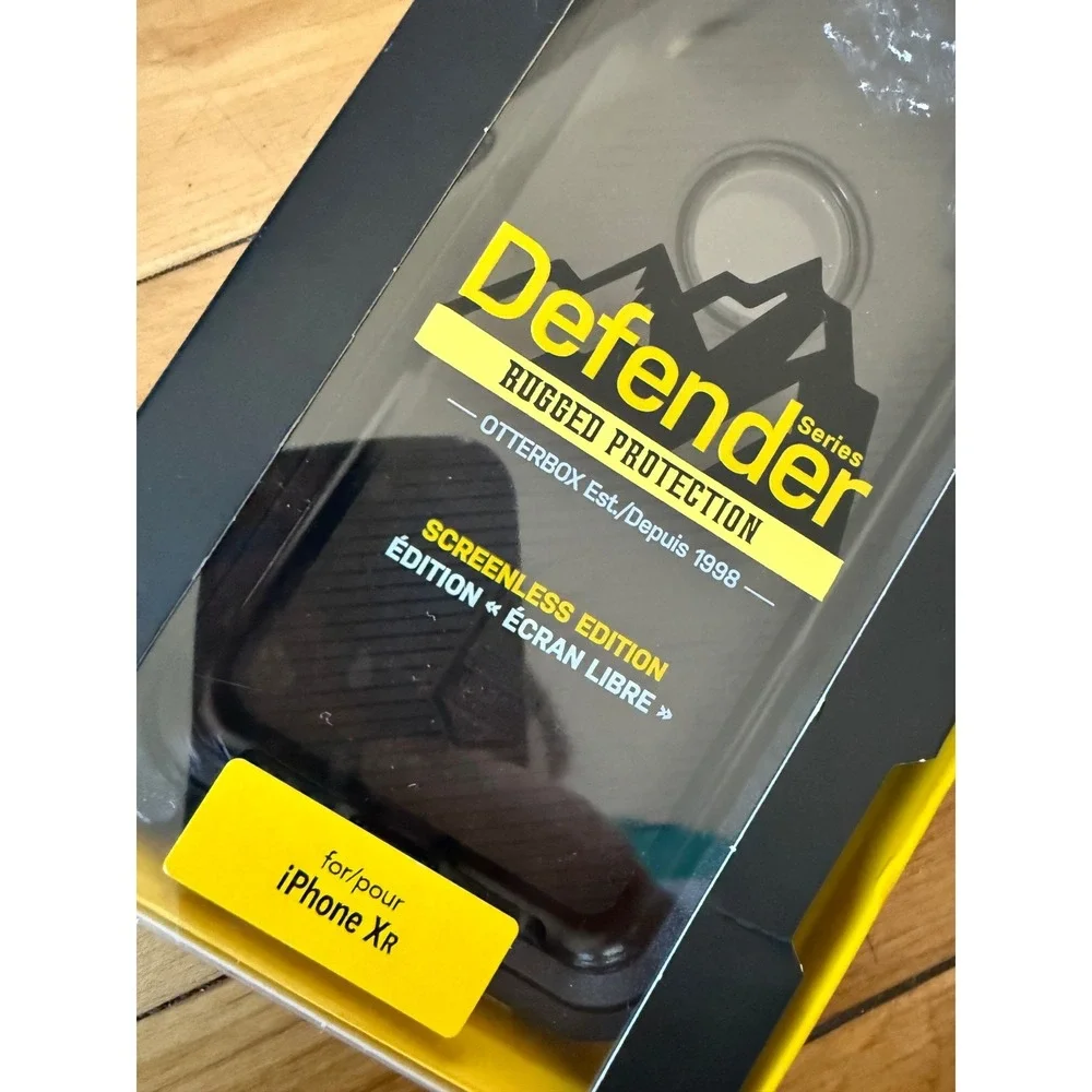 Otterbox‎ defender case for iphone XR in black screenless protection